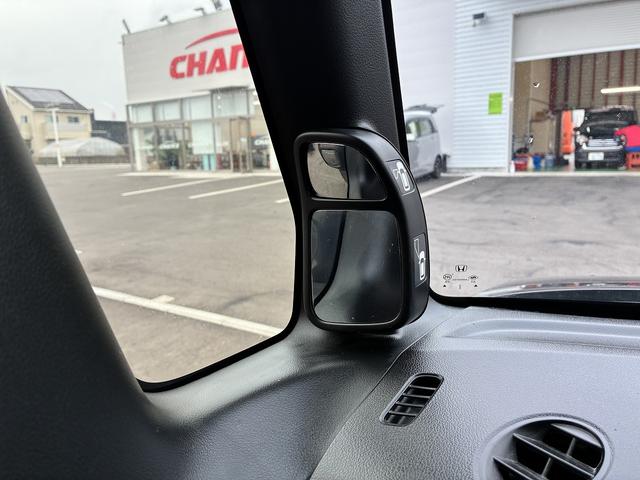 Ｎ－ＢＯＸ Ｇ・Ｌパッケージ　横滑り防止装置　アイドリングストップ　純正ナビ　バックカメラ　ＵＳＢ　ＥＴＣ　電動格納ミラー　片側電動スライドドア　ベンチシート　社外アルミホイール　フロアマット（26枚目）