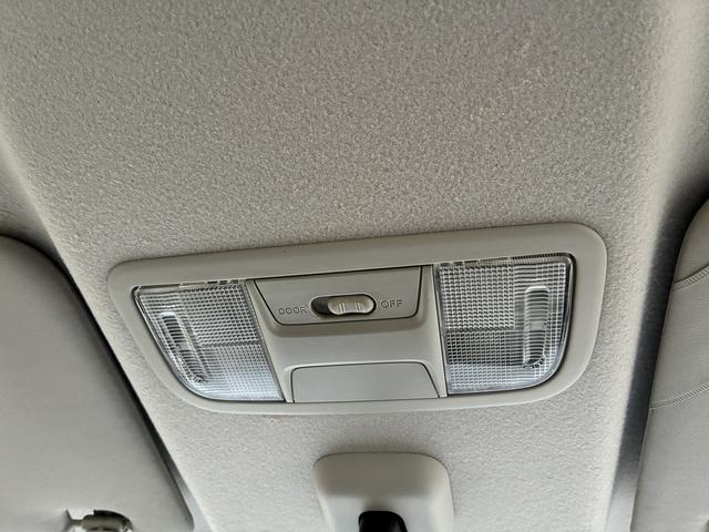 Ｎ－ＢＯＸ Ｇ・Ｌパッケージ　横滑り防止装置　アイドリングストップ　純正ナビ　バックカメラ　ＵＳＢ　ＥＴＣ　電動格納ミラー　片側電動スライドドア　ベンチシート　社外アルミホイール　フロアマット（43枚目）