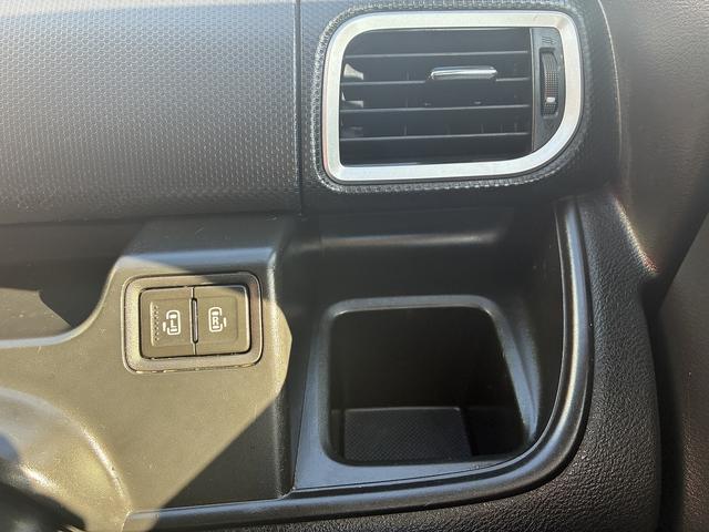 ソリオ ハイブリッドMZ SDナビ フルセグTV 衝突軽減ブレーキ ETC 両側電動スライドドア 後席モニター ドラレコ レーンアシスト ステアリングスイッチ クルーズコントロール フォグランプ オートライト サイドエアバッグ(32枚目)