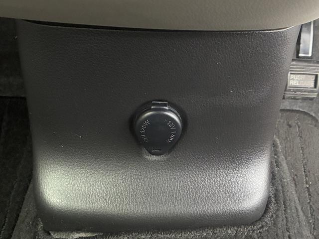 デイズ Ｘ　全方位カメラ　アイドリングストップ　ＥＴＣ　パーキングスタート　電動格納ミラー　ベンチシート　ＣＤ　ＡＭ　ＦＭ　フロアマット（32枚目）