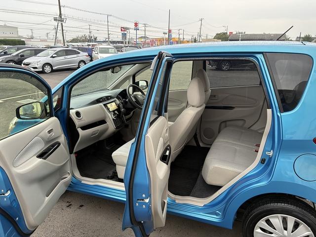 デイズ Ｘ　Ｖセレクション＋セーフティＩＩ　衝突軽減ブレーキ　全方位カメラ　横滑り防止装置　ＢＴ　ＵＳＢ　ＣＤ　ＤＶＤ　ＡＵＸ　パーキングスタート　電動格納ミラー　フォグランプ　ベンチシート　ワンセグＴＶ　アイドリングストップ（13枚目）