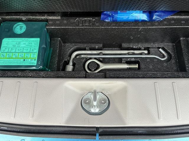 デイズ Ｘ　Ｖセレクション＋セーフティＩＩ　衝突軽減ブレーキ　全方位カメラ　横滑り防止装置　ＢＴ　ＵＳＢ　ＣＤ　ＤＶＤ　ＡＵＸ　パーキングスタート　電動格納ミラー　フォグランプ　ベンチシート　ワンセグＴＶ　アイドリングストップ（18枚目）