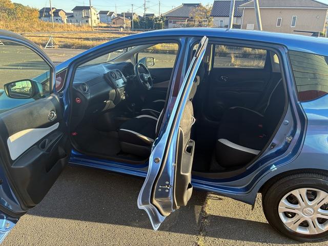 ノート Ｘ　レンタアップ　純正ナビ　衝突軽減ブレーキ　Ｂｌｕｅｔｏｏｔｈ　ＥＴＣ　レーンアシスト　ステアリングスイッチ　ＡＵＸ　電動格納ミラー　オートライト　アイドリングストップ　スマートキー　フロアマット（10枚目）