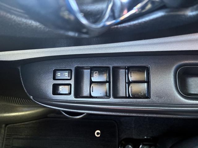 ノート Ｘ　レンタアップ　純正ナビ　衝突軽減ブレーキ　Ｂｌｕｅｔｏｏｔｈ　ＥＴＣ　レーンアシスト　ステアリングスイッチ　ＡＵＸ　電動格納ミラー　オートライト　アイドリングストップ　スマートキー　フロアマット（37枚目）