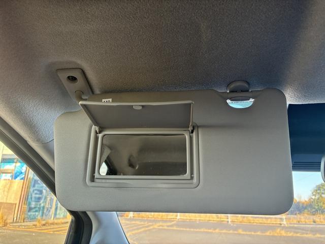 ノート Ｘ　レンタアップ　純正ナビ　衝突軽減ブレーキ　Ｂｌｕｅｔｏｏｔｈ　ＥＴＣ　レーンアシスト　ステアリングスイッチ　ＡＵＸ　電動格納ミラー　オートライト　アイドリングストップ　スマートキー　フロアマット（40枚目）