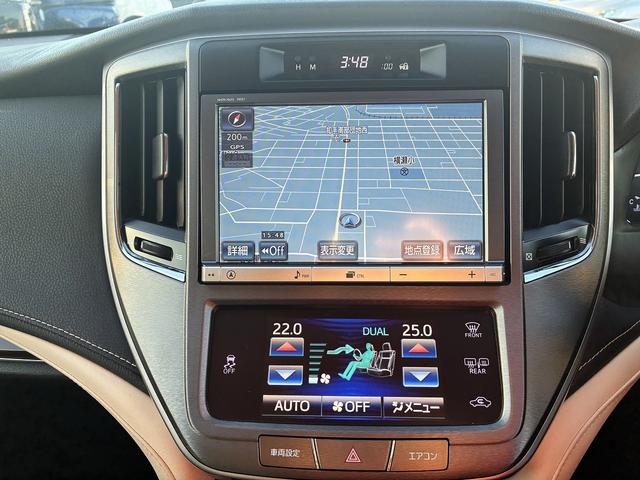 クラウン ロイヤル　純正ナビ　フルセグＴＶ　ＢＴ　ＥＴＣ　ＬＥＤ　Ｂカメラ　フォグランプ　オートライト　ステアリングスイッチ　横滑り防止装置　Ｗエアコン　純正アルミ１６インチ　カーテンエアバック　電動格納ミラー（25枚目）