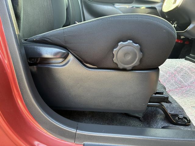 デイズ ハイウェイスター X 純正ナビ フルセグTV 衝突軽減ブレーキ 全方位カメラ ETC 横滑り防止装置 ステアリングスイッチ 盗難防止装置 フォグランプ オートライト オートハイビーム 電動格納ミラー 純正アルミ14インチ(19枚目)