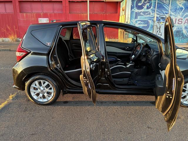 ノート e-パワー X 全方位カメラ 横滑り防止装置 レーンアシスト オートライト 純正アルミホイール LED 電動格納ミラー ドライブレコーダー コーナーセンサー LED パーキングスタート(18枚目)