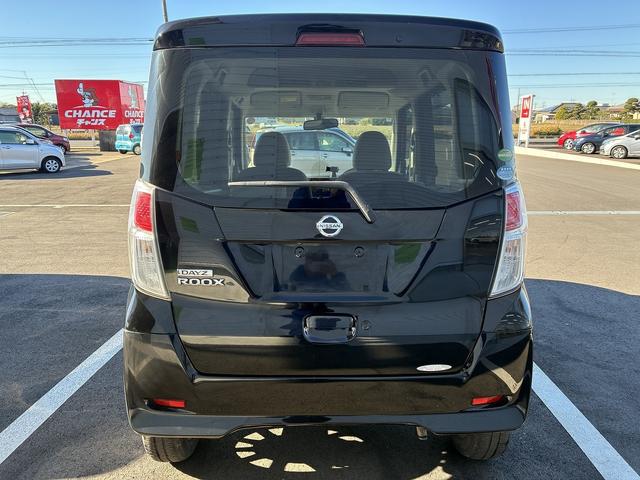 デイズルークス X 衝突軽減ブレーキ 全方位カメラ 片側電動スライドドア 横滑り防止装置 電動格納ミラー USB アイドリングストップ CD DVD ベンチシート パーキングスタート(9枚目)