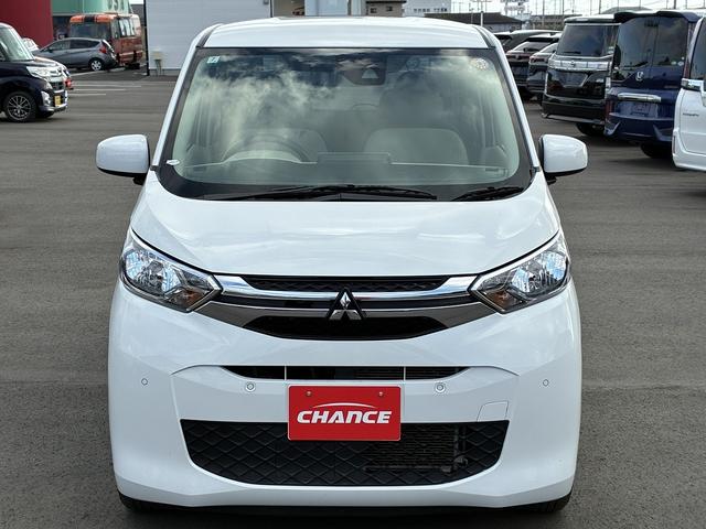 eKワゴン M 社外ナビ ETC コーナーセンサー オートライト CD DVD ステアリングスイッチ 電動格納ミラー キーレス アイドリングストップ ベンチシート 助手席エアーバック フロアマット(5枚目)