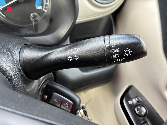 eKワゴン M 社外ナビ ETC コーナーセンサー オートライト CD DVD ステアリングスイッチ 電動格納ミラー キーレス アイドリングストップ ベンチシート 助手席エアーバック フロアマット(34枚目)