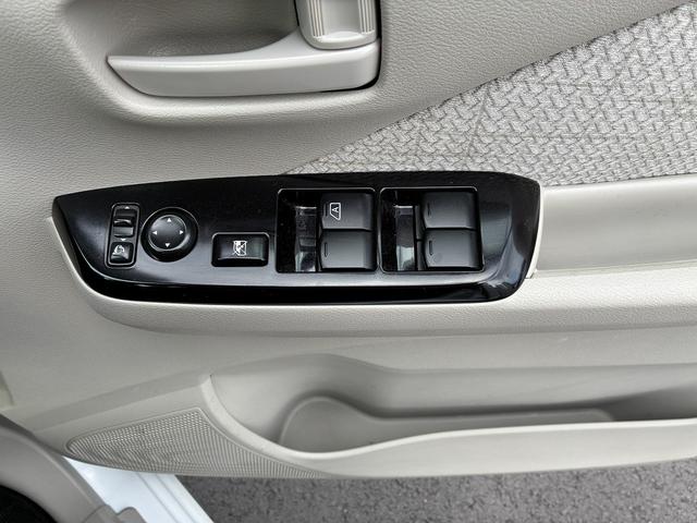 eKワゴン M 社外ナビ ETC コーナーセンサー オートライト CD DVD ステアリングスイッチ 電動格納ミラー キーレス アイドリングストップ ベンチシート 助手席エアーバック フロアマット(39枚目)