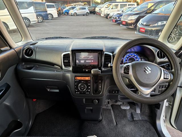 スペーシアカスタム XSターボ 社外ナビ アイドリングストップ ETC クルーズコントロール スマートキー プッシュスタート シートヒーター 電動格納ミラー 両側電動スライドドア LEDヘッドライト オートライト(3枚目)