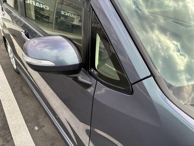 ステラ カスタムＲ　スマートアシスト　横滑り防止装置　衝突軽減ブレーキ　レーンアシスト　フルセグＴＶ　ＢＴ　ＵＳＢ　バックカメラ　パーキングアシスト　コーナーセンサー　シートヒーター　電動格納ミラー　ＬＥＤ　フォグランプ　オートライト（52枚目）