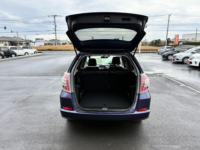 ���`�����X�̖��͂P�O���@�@���q�l�ɏ����ł��������Ԃ�񋟂��邽�߂ɁA�`�����X�ł͓X�܊Ŕ�A�����A�W���ԗ��p�̃|�b�v��V�[���ȂǁA�قƂ�ǂ̕������А��삵�Ă��܂��I�X�^�b�t�̎���̕�����������܂��I