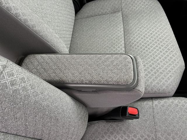 タント Ｘ　オーディオレス車　衝突軽減ブレーキ　シートヒーター　片側電動スライドドア　パーキングアシスト　ＬＥＤ　サイドエアバッグ　横滑り防止装置　オートライト　アイドリングストップ　盗難防止装置　スマートキー（19枚目）