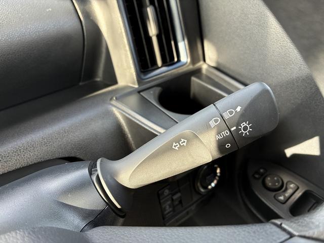 タント Ｘ　オーディオレス車　衝突軽減ブレーキ　シートヒーター　片側電動スライドドア　パーキングアシスト　ＬＥＤ　サイドエアバッグ　横滑り防止装置　オートライト　アイドリングストップ　盗難防止装置　スマートキー（42枚目）