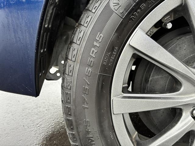 アクア Ｓスタイルブラック　衝突軽減ブレーキ　レーンアシスト　純正ナビ　フルセグＴＶ　シートヒーター　バックカメラ　アイドリングストップ　ＥＴＣ２．０　電動格納ミラー　オートライト　オートハイビーム　横滑り防止装置（53枚目）