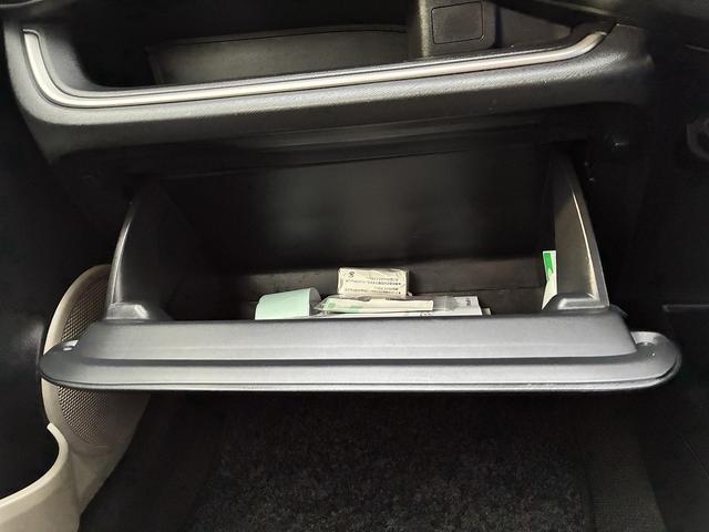 アクア Ｇ　純正ナビ　バックカメラ　ＥＴＣ　パーキングスタート　電動格納ミラー　アイドリングストップ　フォグランプ　オートライト　ＡＵＸ　ＣＤ　ワンセグＴＶ（28枚目）