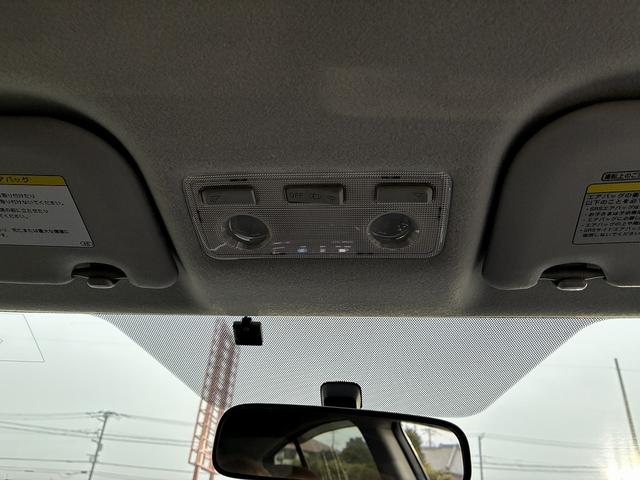 アクア Ｇ　純正ナビ　バックカメラ　ＥＴＣ　パーキングスタート　電動格納ミラー　アイドリングストップ　フォグランプ　オートライト　ＡＵＸ　ＣＤ　ワンセグＴＶ（46枚目）