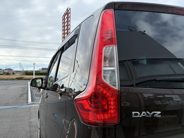 デイズ ボレロ　Ｘ　衝突軽減ブレーキ　純正ナビ　フルセグＴＶ　ＣＤ　ＢＴ　ＵＳＢ　ＡＵＸ　全方位カメラ　ＥＴＣ　ドライブレコーダー　電動格納ミラー　ＬＥＤ　アイドリングストップ　パーキングスタート　横滑り防止装置（47枚目）