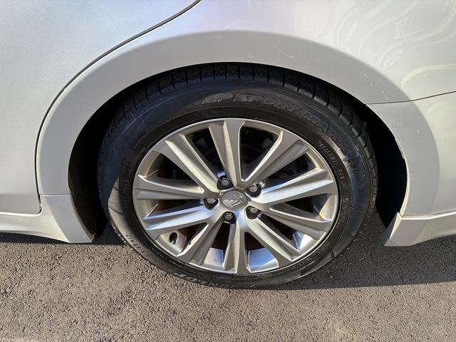 クラウンハイブリッド アスリート　純正ナビ　フルセグＴＶ　衝突軽減ブレーキ　クルーズコントロール　ステアリングスイッチ　ハンドルヒーター　バックカメラ　ＢＴ　ＬＥＤ　フォグランプ　オートライト　シートヒーターレーンアシスト（49枚目）