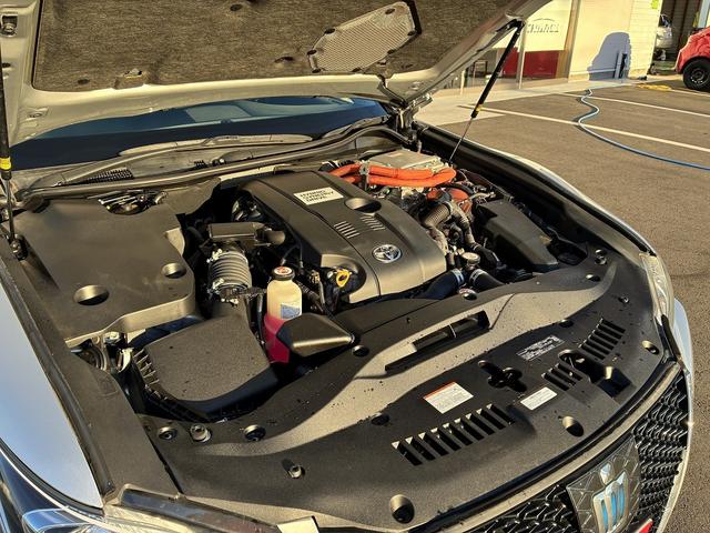 クラウンハイブリッド アスリート　純正ナビ　フルセグＴＶ　衝突軽減ブレーキ　クルーズコントロール　ステアリングスイッチ　ハンドルヒーター　バックカメラ　ＢＴ　ＬＥＤ　フォグランプ　オートライト　シートヒーターレーンアシスト（58枚目）