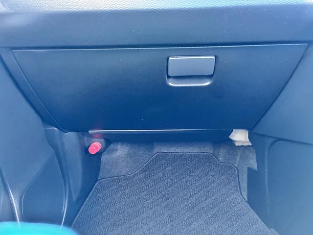 トール カスタムＧ　ターボ　衝突軽減ブレーキ　ＣＤ　ＤＶＤ　ＢＴ　ＵＳＢ　全方位カメラ　アイドリングストップ　コーナーセンサー　シートヒーター　後席モニター　ドライブレコーダー　パーキングアシスト　両側電動スライドドア　ＬＥＤ（27枚目）