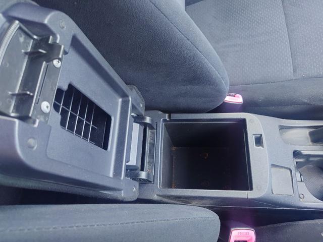 ギャランフォルティス スポーツ ETC オートクルーズコントロール バックカメラ アルミホイール オートライト HID CVT スマートキー 電動格納ミラー 盗難防止システム ミュージックプレイヤー接続可 衝突安全ボディ ABS(30枚目)