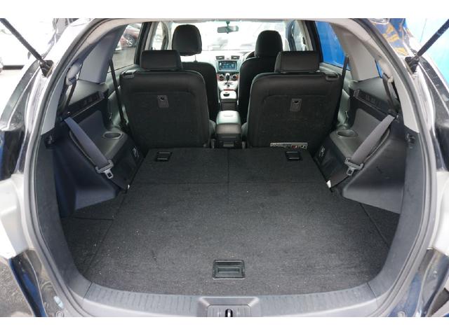 マークXジオ エアリアル 4WD ETC バックカメラ HID スマートキー 電動格納ミラー 3列シート CVT アルミホイール 盗難防止システム 衝突安全ボディ ABS ESC エアコン パワーステアリング パワーウィンドウ(18枚目)