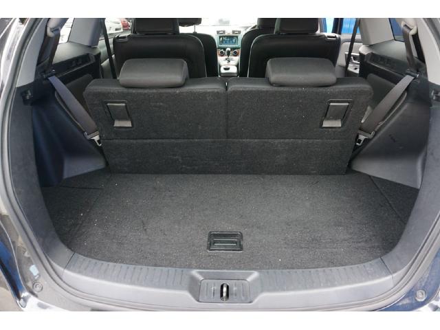 マークXジオ エアリアル 4WD ETC バックカメラ HID スマートキー 電動格納ミラー 3列シート CVT アルミホイール 盗難防止システム 衝突安全ボディ ABS ESC エアコン パワーステアリング パワーウィンドウ(19枚目)