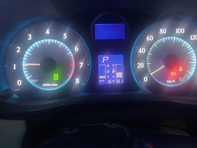 マークXジオ エアリアル 4WD ETC バックカメラ HID スマートキー 電動格納ミラー 3列シート CVT アルミホイール 盗難防止システム 衝突安全ボディ ABS ESC エアコン パワーステアリング パワーウィンドウ(21枚目)