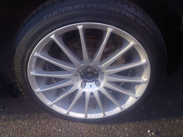 マークXジオ エアリアル 4WD ETC バックカメラ HID スマートキー 電動格納ミラー 3列シート CVT アルミホイール 盗難防止システム 衝突安全ボディ ABS ESC エアコン パワーステアリング パワーウィンドウ(36枚目)