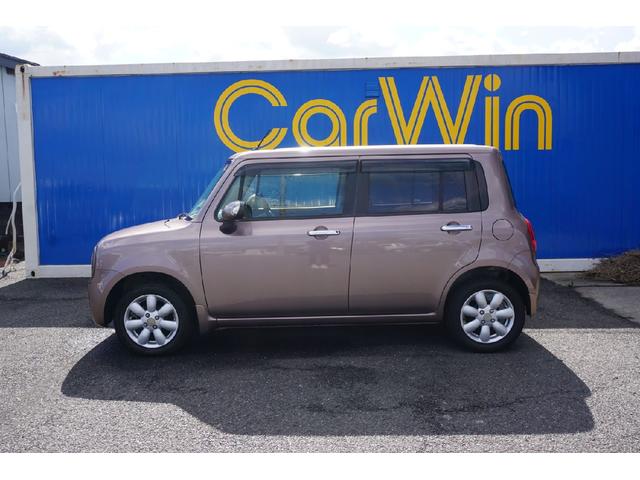 アルトラパン 10thアニバーサリーリミテッド ETC バックカメラ ナビ TV スマートキー 電動格納ミラー シートヒーター ベンチシート CVT 盗難防止システム ABS アルミホイール 衝突安全ボディ エアコン パワーステアリング(2枚目)