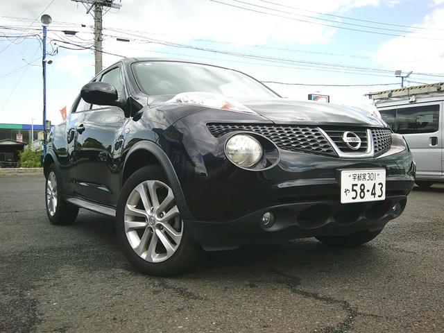 ジューク １５ＲＸ　タイプＶ　ＥＴＣ　バックカメラ　ナビ　ＴＶ　オートライト　アルミホイール　スマートキー　電動格納ミラー　ＣＶＴ　盗難防止システム　衝突安全ボディ　Ｂｌｕｅｔｏｏｔｈ　ＡＢＳ　エアコン　パワーステアリング（4枚目）