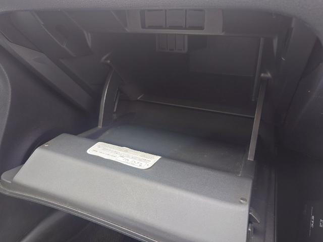 ジューク １５ＲＸ　タイプＶ　ＥＴＣ　バックカメラ　ナビ　ＴＶ　オートライト　アルミホイール　スマートキー　電動格納ミラー　ＣＶＴ　盗難防止システム　衝突安全ボディ　Ｂｌｕｅｔｏｏｔｈ　ＡＢＳ　エアコン　パワーステアリング（30枚目）