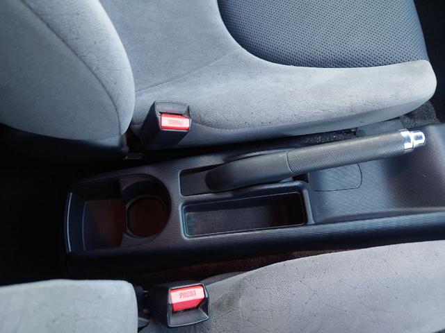 フィット コンフォートエディション ETC ナビ アルミホイール キーレスエントリー CVT 盗難防止システム 衝突安全ボディ ABS エアコン パワーステアリング パワーウィンドウ(24枚目)