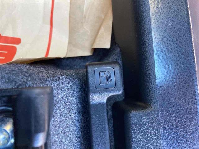 ワゴンＲ ＦＸ　届け出済み未使用車　クリアランスソナー　レーンアシスト　衝突被害軽減システム　オートライト　スマートキー　電動格納ミラー　シートヒーター　ベンチシート　ＣＶＴ　盗難防止システム　ＡＢＳ　ＥＳＣ（39枚目）