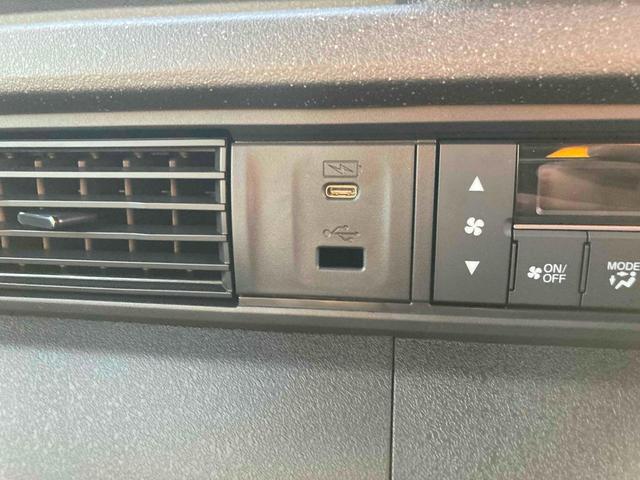 Ｎ－ＢＯＸカスタム コーディネートスタイル　バックカメラ　両側電動スライドドア　クリアランスソナー　オートクルーズコントロール　レーンアシスト　衝突被害軽減システム　オートライト　ＬＥＤヘッドランプ　スマートキー　届出済未使用車（8枚目）