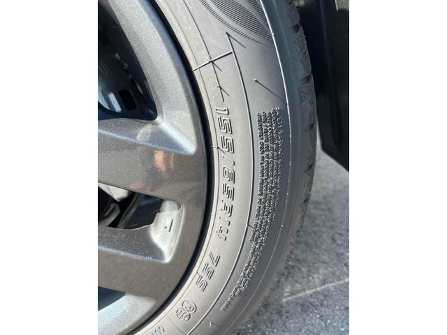 スペーシアギア 　両側電動スライドドア　オートクルーズコントロール　オートライト　スマートキー　アイドリングストップ　電動格納ミラー　シートヒーター　ベンチシート　ＣＶＴ　ＡＢＳ　ＥＳＣ　オットマン　ルーフレール（35枚目）