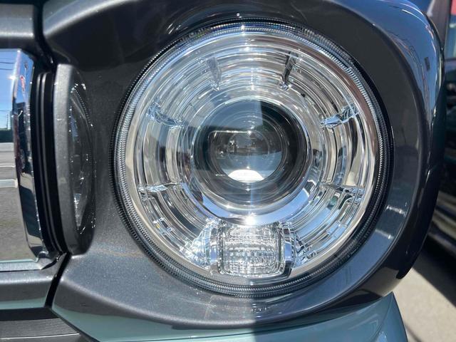 スペーシアギア 　両側電動スライドドア　オートクルーズコントロール　オートライト　スマートキー　アイドリングストップ　電動格納ミラー　シートヒーター　ベンチシート　ＣＶＴ　ＡＢＳ　ＥＳＣ　オットマン　ルーフレール（52枚目）