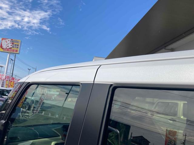 ムーヴキャンバス ストライプスＧ　両側電動スライドドア　クリアランスソナー　衝突被害軽減システム　オートライト　スマートキー　アイドリングストップ　電動格納ミラー　シートヒーター　ベンチシート　ＣＶＴ　ＥＳＣ　エアコン（21枚目）