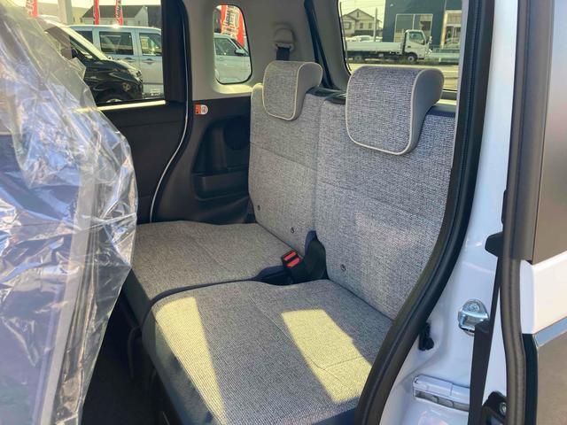 ムーヴキャンバス ストライプスＧ　両側電動スライドドア　クリアランスソナー　衝突被害軽減システム　オートライト　スマートキー　アイドリングストップ　電動格納ミラー　シートヒーター　ベンチシート　ＣＶＴ　ＡＢＳ　ＥＳＣ　エアコン（23枚目）