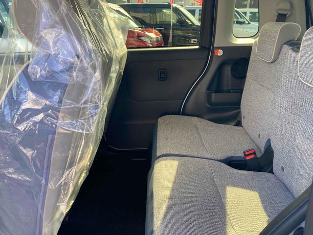 ムーヴキャンバス ストライプスＧ　両側電動スライドドア　クリアランスソナー　衝突被害軽減システム　オートライト　スマートキー　アイドリングストップ　電動格納ミラー　シートヒーター　ベンチシート　ＣＶＴ　ＡＢＳ　ＥＳＣ　エアコン（24枚目）