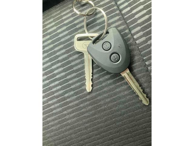 ハイゼットカーゴ ＤＸ　ＣＶＴ　衝突被害軽減システム　クリアランスソナー　両側スライドドア　キーレスエントリー　アイドリングストップ　オートライト　ＥＳＣ　エアコン　パワーステアリング　パワーウィンドウ（10枚目）