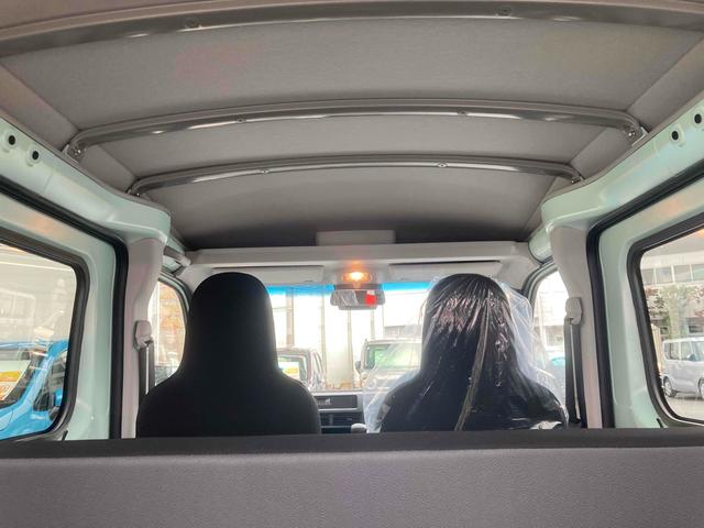 ハイゼットカーゴ ＤＸ　ＣＶＴ　衝突被害軽減システム　クリアランスソナー　両側スライドドア　キーレスエントリー　アイドリングストップ　オートライト　ＥＳＣ　エアコン　パワーステアリング　パワーウィンドウ（41枚目）