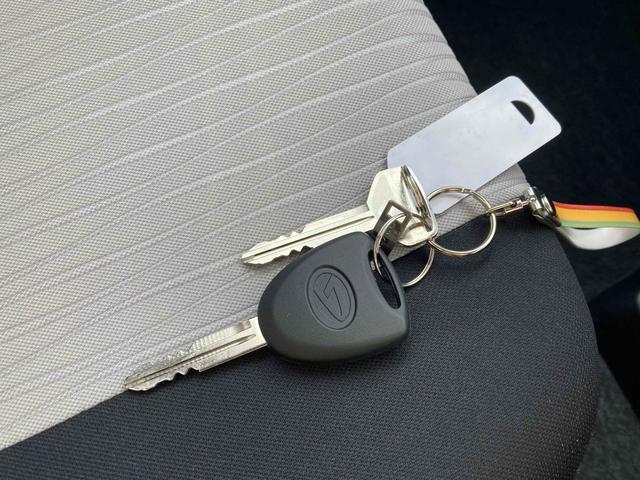 ミライース Ｌ　ＳＡＩＩＩ　クリアランスソナー　衝突被害軽減システム　オートマチックハイビーム　オートライト　キーレスエントリー　アイドリングストップ　ＣＶＴ　ＥＳＣ　エアコン　パワーステアリング　パワーウィンドウ（25枚目）