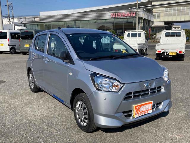 ミライース Ｌ　ＳＡＩＩＩ　クリアランスソナー　衝突被害軽減システム　オートマチックハイビーム　オートライト　キーレスエントリー　アイドリングストップ　ＣＶＴ　ＡＢＳ　ＥＳＣ　エアコン　パワーステアリング　パワーウィンドウ（11枚目）