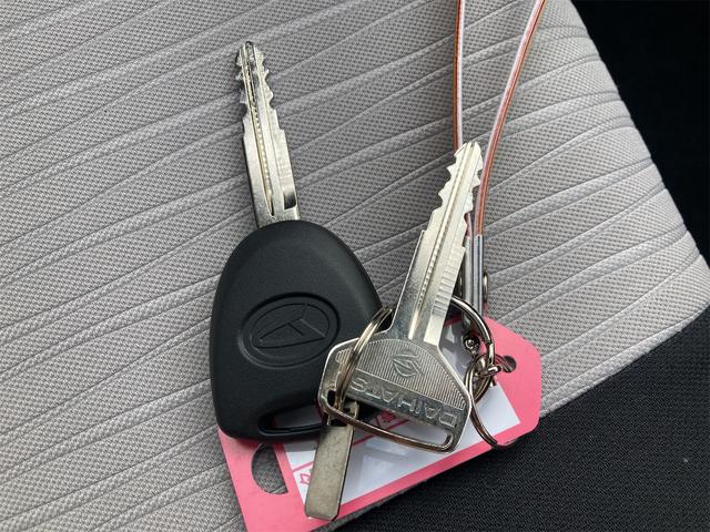 ミライース 　クリアランスソナー　衝突被害軽減システム　オートマチックハイビーム　オートライト　キーレスエントリー　アイドリングストップ　ＣＶＴ　ＥＳＣ　エアコン　パワーステアリング　パワーウィンドウ（10枚目）