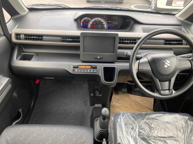 ワゴンＲ 　クリアランスソナー　レーンアシスト　衝突被害軽減システム　オートライト　スマートキー　電動格納ミラー　シートヒーター　ＭＴ　ＥＳＣ　エアコン　パワーステアリング　パワーウィンドウ（2枚目）